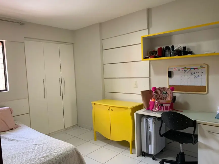 Apartamento com 3 quartos à venda, 125m2 em Ponta Verde, Maceio - AL - imagem 5 Foto 5 de Apartamento com 3 quartos à venda, 125m2 em Ponta Verde, Maceio - AL
