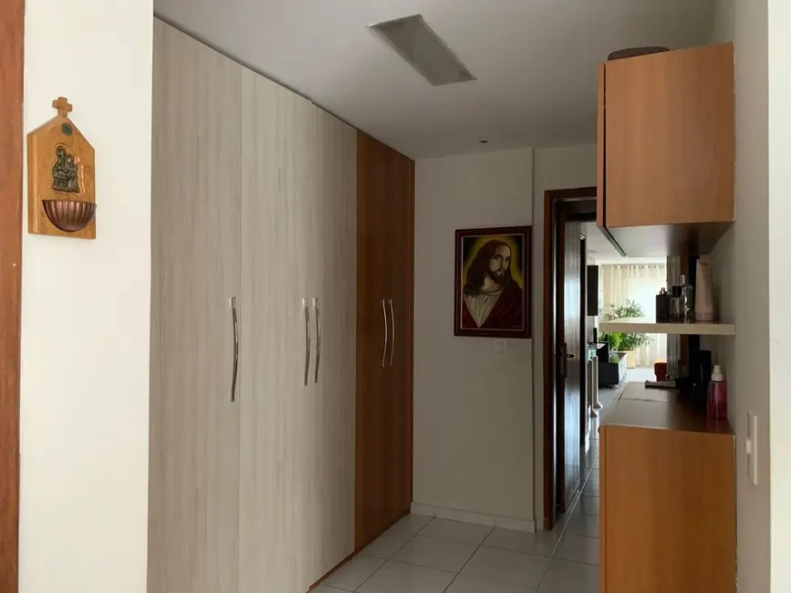 Apartamento com 3 quartos à venda, 125m2 em Ponta Verde, Maceio - AL - imagem 3 Foto 3 de Apartamento com 3 quartos à venda, 125m2 em Ponta Verde, Maceio - AL