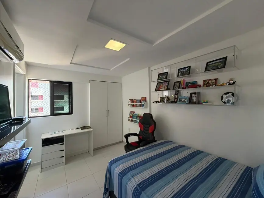Apartamento com 3 quartos à venda, 126m2 em Ponta Verde, Maceio - AL - imagem 5 Foto 5 de Apartamento com 3 quartos à venda, 126m2 em Ponta Verde, Maceio - AL