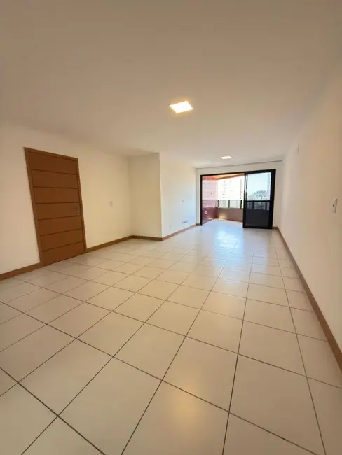 Apartamento com 3 quartos à venda, 136m2 em Jatiúca, Maceio - AL - imagem 4 Foto 4 de Apartamento com 3 quartos à venda, 136m2 em Jatiúca, Maceio - AL