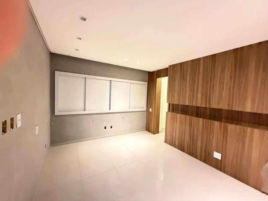 Apartamento com 4 quartos à venda, 200m2 em Ponta Verde, Maceio - AL - imagem 8 Foto 8 de Apartamento com 4 quartos à venda, 200m2 em Ponta Verde, Maceio - AL