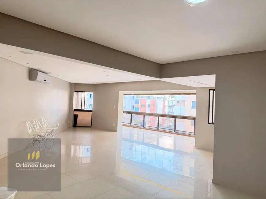 Foto 1 de Apartamento com 4 quartos à venda, 200m2 em Ponta Verde, Maceio - AL