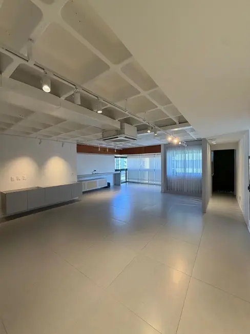 Foto 2 de Apartamento com 3 quartos à venda, 162m2 em Ponta Verde, Maceio - AL