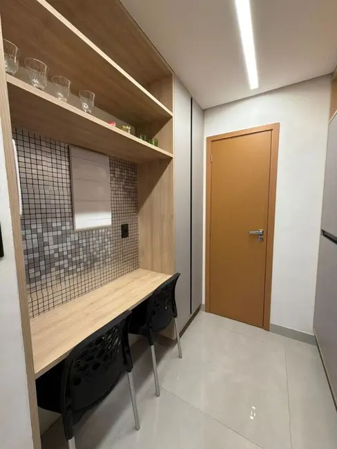 Apartamento com 2 quartos à venda, 100m2 em Ponta Verde, Maceio - AL - imagem 2 Foto 2 de Apartamento com 2 quartos à venda, 100m2 em Ponta Verde, Maceio - AL