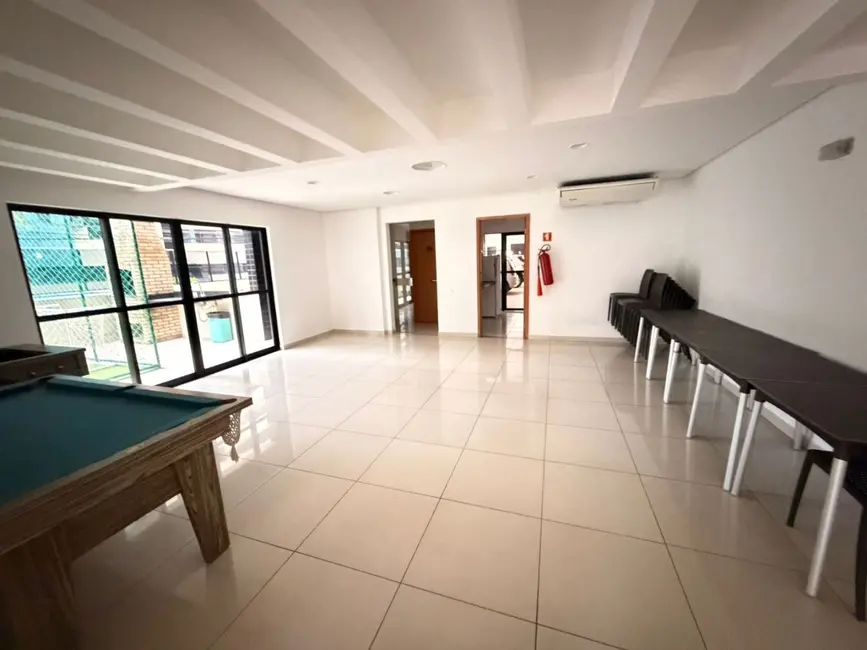 Apartamento com 3 quartos à venda, 133m2 em Ponta Verde, Maceio - AL - imagem 6 Foto 6 de Apartamento com 3 quartos à venda, 133m2 em Ponta Verde, Maceio - AL
