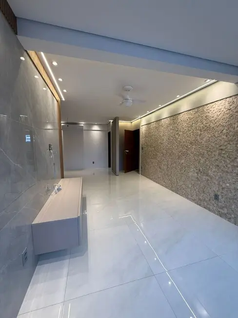 Apartamento com 3 quartos à venda, 116m2 em Ponta Verde, Maceio - AL - imagem 5 Foto 5 de Apartamento com 3 quartos à venda, 116m2 em Ponta Verde, Maceio - AL