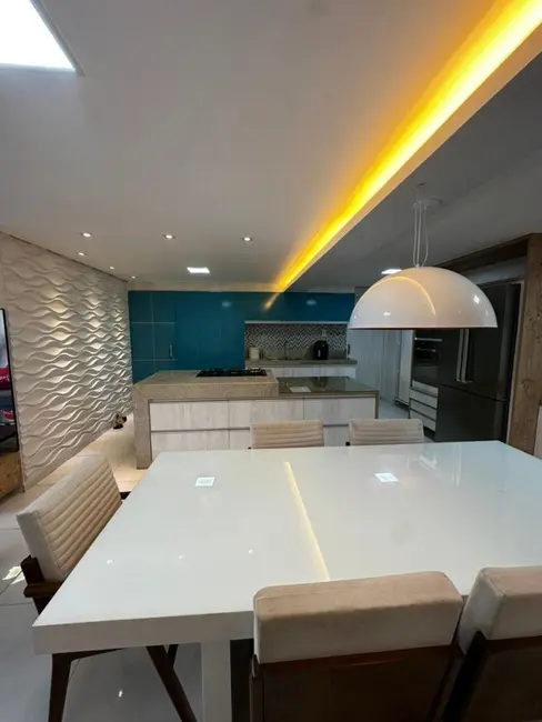 Apartamento com 3 quartos à venda, 119m2 em Ponta Verde, Maceio - AL - imagem 6 Foto 6 de Apartamento com 3 quartos à venda, 119m2 em Ponta Verde, Maceio - AL