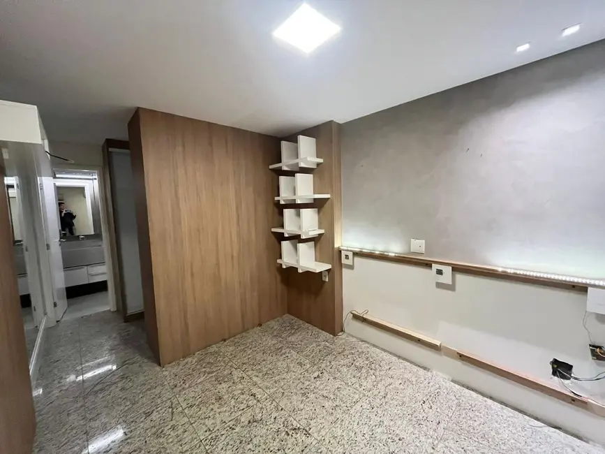 Apartamento com 3 quartos à venda, 145m2 em Ponta Verde, Maceio - AL - imagem 8 Foto 8 de Apartamento com 3 quartos à venda, 145m2 em Ponta Verde, Maceio - AL