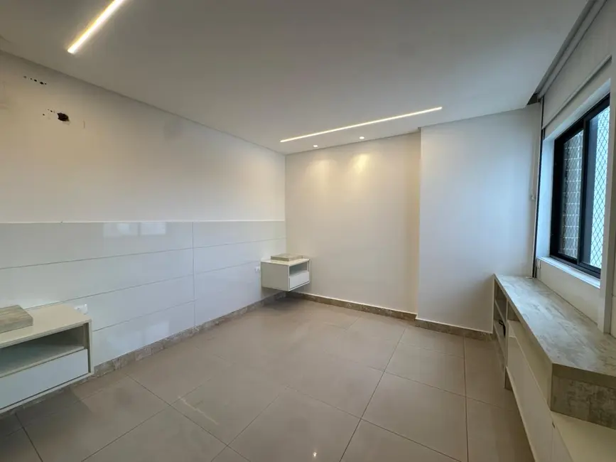 Foto 2 de Apartamento com 3 quartos à venda, 157m2 em Ponta Verde, Maceio - AL