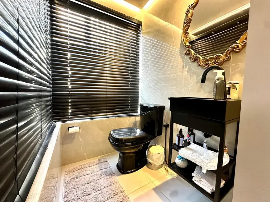 Apartamento com 3 quartos à venda, 154m2 em Ponta Verde, Maceio - AL - imagem 2 Foto 2 de Apartamento com 3 quartos à venda, 154m2 em Ponta Verde, Maceio - AL