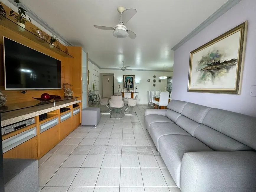 Apartamento com 3 quartos à venda, 135m2 em Ponta Verde, Maceio - AL - imagem 1 Foto 1 de Apartamento com 3 quartos à venda, 135m2 em Ponta Verde, Maceio - AL