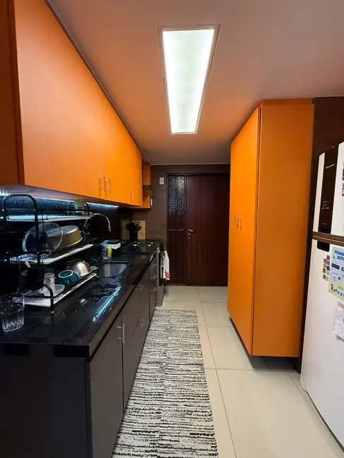 Apartamento com 3 quartos à venda, 121m2 em Jatiúca, Maceio - AL - imagem 6 Foto 6 de Apartamento com 3 quartos à venda, 121m2 em Jatiúca, Maceio - AL