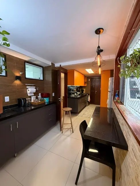 Apartamento com 3 quartos à venda, 121m2 em Jatiúca, Maceio - AL - imagem 4 Foto 4 de Apartamento com 3 quartos à venda, 121m2 em Jatiúca, Maceio - AL