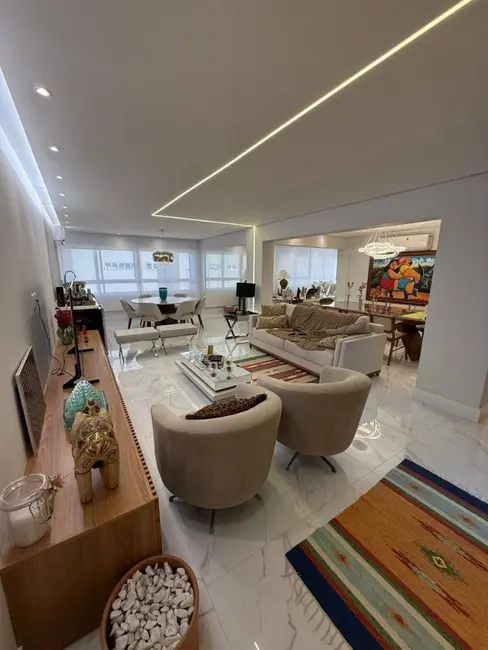 Foto 2 de Apartamento com 2 quartos à venda, 155m2 em Pajuçara, Maceio - AL