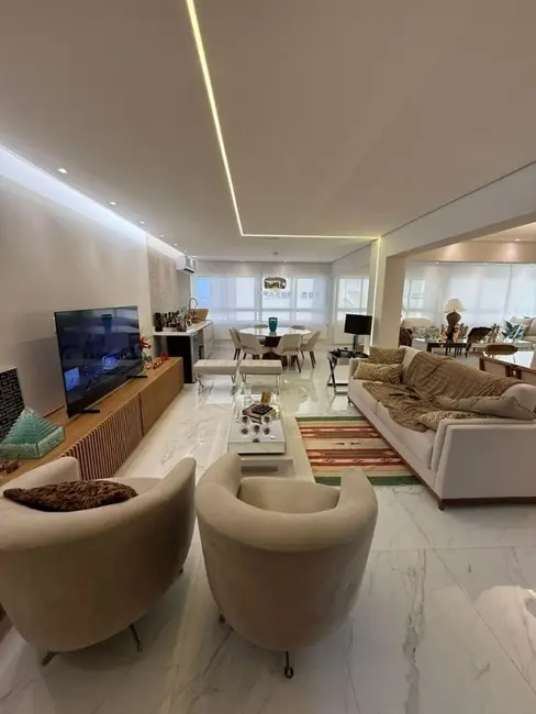 Foto 1 de Apartamento com 2 quartos à venda, 155m2 em Pajuçara, Maceio - AL