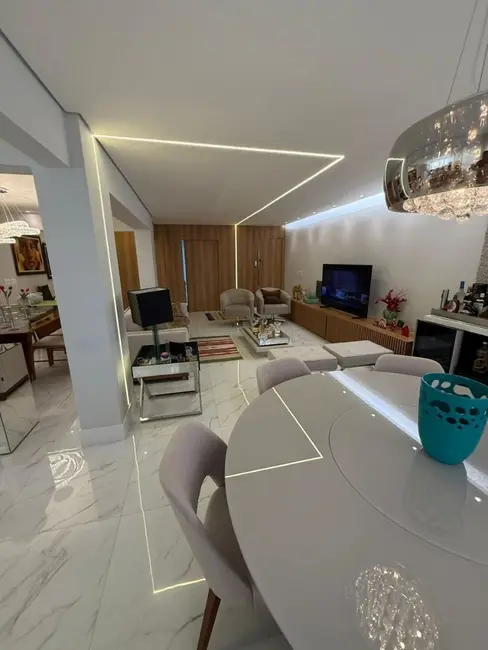 Foto 7 de Apartamento com 2 quartos à venda, 155m2 em Pajuçara, Maceio - AL
