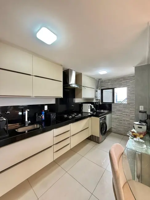 Foto 5 de Apartamento com 3 quartos à venda, 80m2 em Farol, Maceio - AL