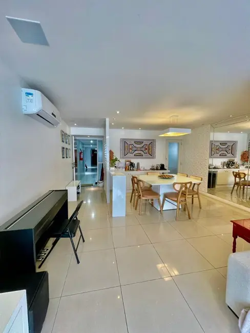 Apartamento com 4 quartos à venda, 133m2 em Ponta Verde, Maceio - AL - imagem 9 Foto 9 de Apartamento com 4 quartos à venda, 133m2 em Ponta Verde, Maceio - AL