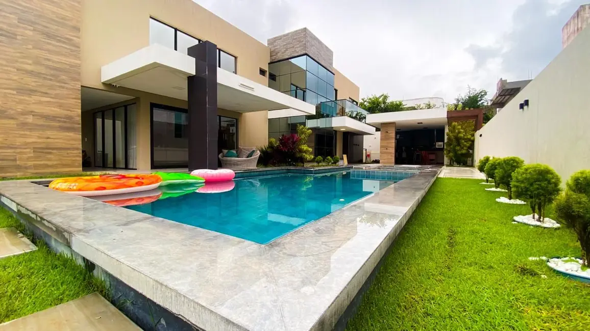 Foto 1 de Casa de Condomínio com 5 quartos à venda, 600m2 em Garça Torta, Maceio - AL