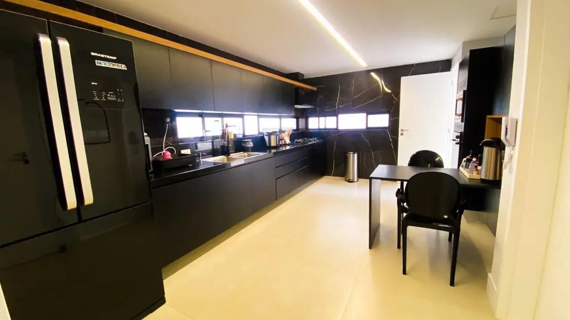 Foto 4 de Casa de Condomínio com 5 quartos à venda, 600m2 em Garça Torta, Maceio - AL