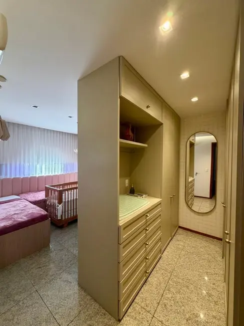 Apartamento com 4 quartos à venda, 237m2 em Ponta Verde, Maceio - AL - imagem 9 Foto 9 de Apartamento com 4 quartos à venda, 237m2 em Ponta Verde, Maceio - AL