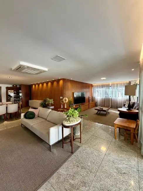 Apartamento com 4 quartos à venda, 237m2 em Ponta Verde, Maceio - AL - imagem 5 Foto 5 de Apartamento com 4 quartos à venda, 237m2 em Ponta Verde, Maceio - AL
