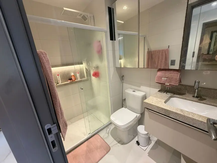 Foto 3 de Apartamento com 3 quartos à venda, 134m2 em Ponta Verde, Maceio - AL
