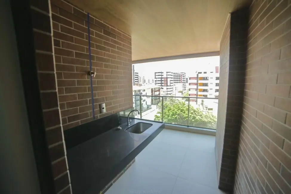 Foto 2 de Apartamento com 2 quartos à venda, 73m2 em Jatiúca, Maceio - AL