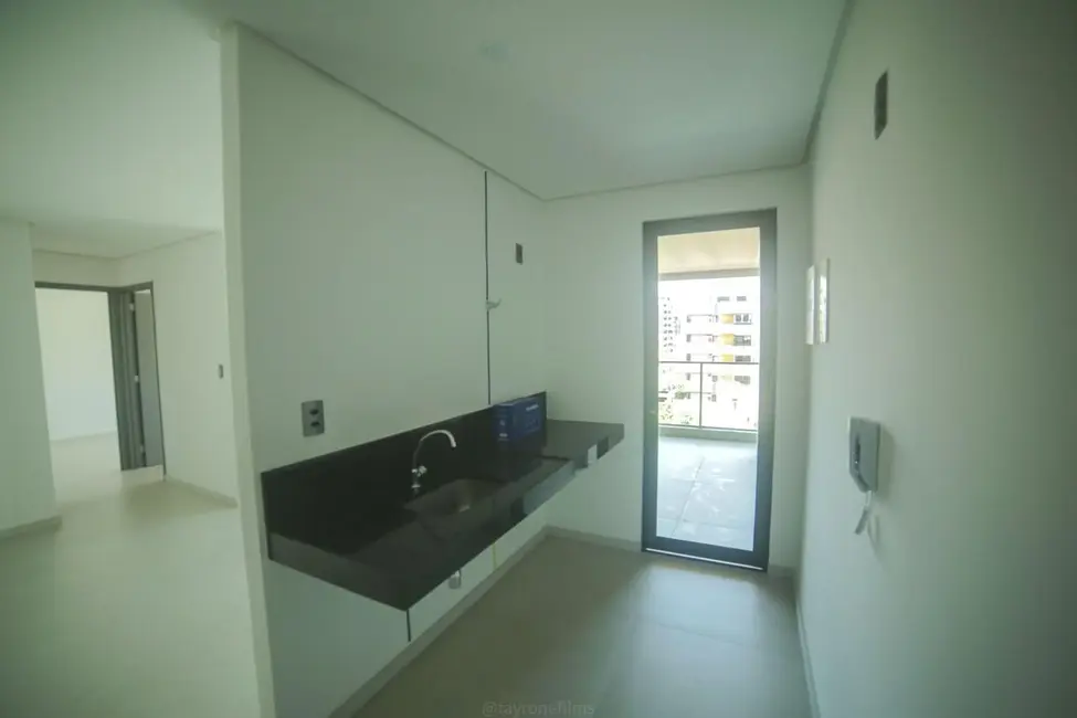 Foto 3 de Apartamento com 2 quartos à venda, 73m2 em Jatiúca, Maceio - AL