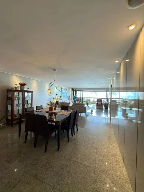 Apartamento com 4 quartos à venda, 308m2 em Jatiúca, Maceio - AL - imagem 3 Foto 3 de Apartamento com 4 quartos à venda, 308m2 em Jatiúca, Maceio - AL
