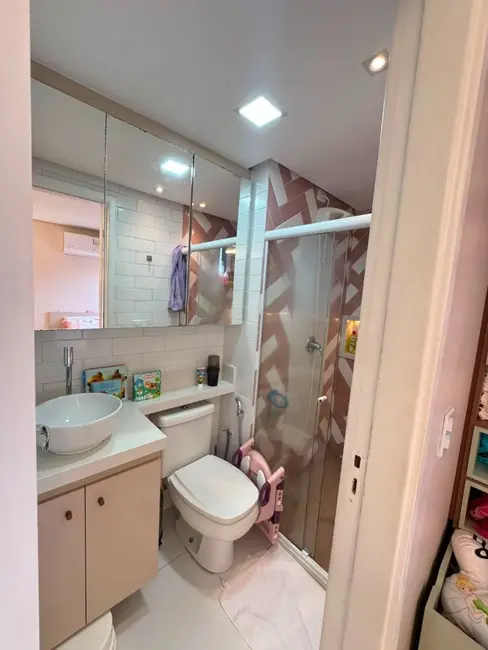 Apartamento com 3 quartos à venda, 134m2 em Ponta Verde, Maceio - AL - imagem 5 Foto 5 de Apartamento com 3 quartos à venda, 134m2 em Ponta Verde, Maceio - AL