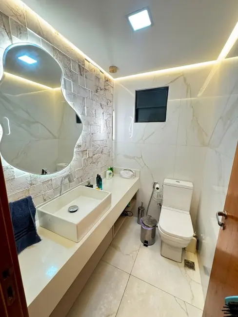 Apartamento com 3 quartos à venda, 134m2 em Ponta Verde, Maceio - AL - imagem 9 Foto 9 de Apartamento com 3 quartos à venda, 134m2 em Ponta Verde, Maceio - AL