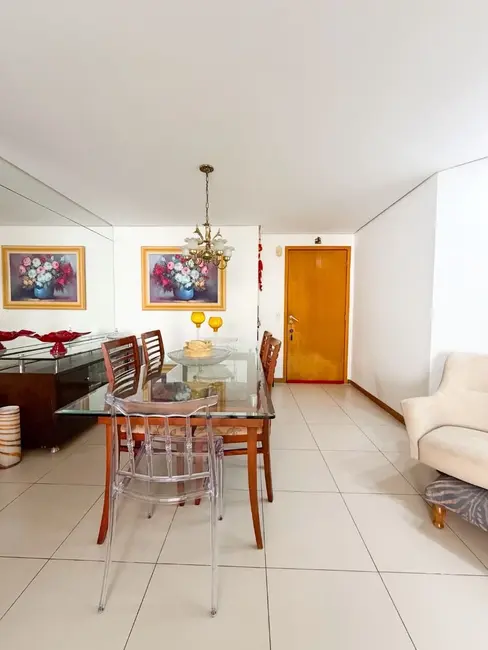 Apartamento com 3 quartos à venda, 112m2 em Ponta Verde, Maceio - AL - imagem 3 Foto 3 de Apartamento com 3 quartos à venda, 112m2 em Ponta Verde, Maceio - AL