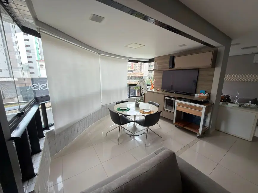 Apartamento com 3 quartos à venda, 157m2 em Ponta Verde, Maceio - AL - imagem 4 Foto 4 de Apartamento com 3 quartos à venda, 157m2 em Ponta Verde, Maceio - AL