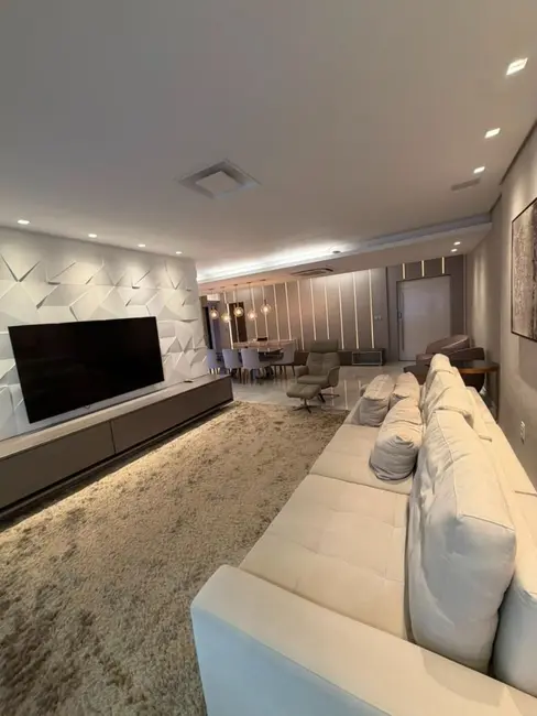 Foto 2 de Apartamento com 4 quartos à venda, 230m2 em Ponta Verde, Maceio - AL