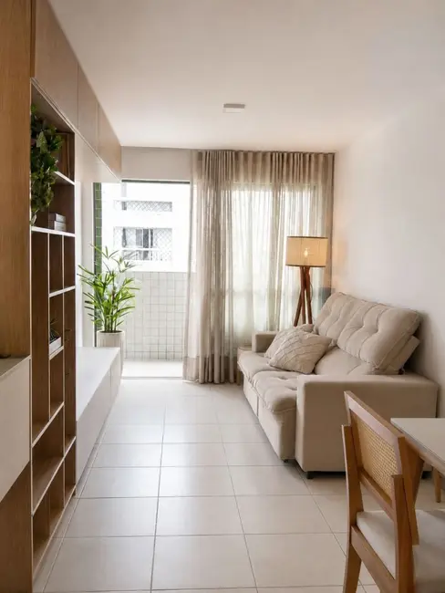 Foto 3 de Apartamento com 2 quartos à venda, 65m2 em Ponta Verde, Maceio - AL