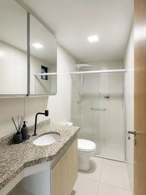 Foto 9 de Apartamento com 2 quartos à venda, 65m2 em Ponta Verde, Maceio - AL