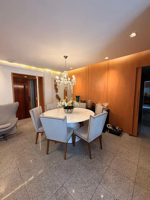 Apartamento com 3 quartos à venda, 120m2 em Ponta Verde, Maceio - AL - imagem 2 Foto 2 de Apartamento com 3 quartos à venda, 120m2 em Ponta Verde, Maceio - AL