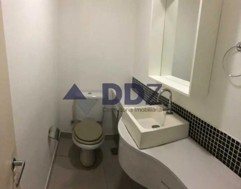 Sala Comercial à venda, 55m2 em Rio De Janeiro - RJ - imagem 7 Foto 7 de Sala Comercial à venda, 55m2 em Rio De Janeiro - RJ