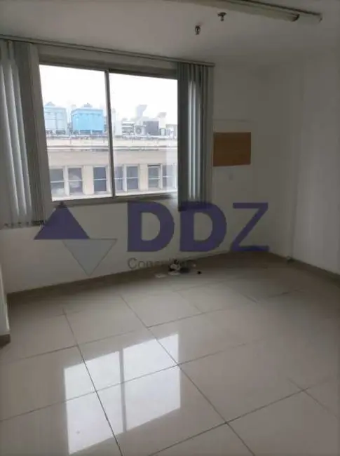 Sala Comercial à venda, 55m2 em Rio De Janeiro - RJ - imagem 6 Foto 6 de Sala Comercial à venda, 55m2 em Rio De Janeiro - RJ