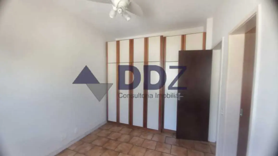 Cobertura com 4 quartos à venda, 250m2 em Rio De Janeiro - RJ - imagem 6 Foto 6 de Cobertura com 4 quartos à venda, 250m2 em Rio De Janeiro - RJ