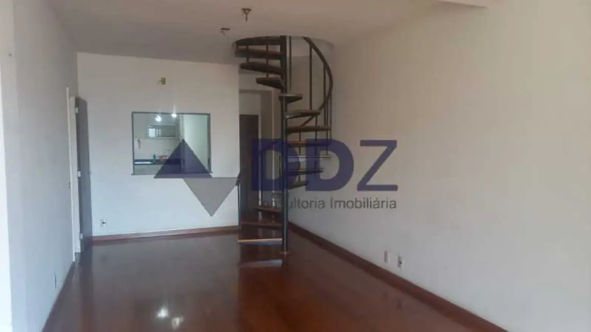 Cobertura com 4 quartos à venda, 250m2 em Rio De Janeiro - RJ - imagem 8 Foto 8 de Cobertura com 4 quartos à venda, 250m2 em Rio De Janeiro - RJ