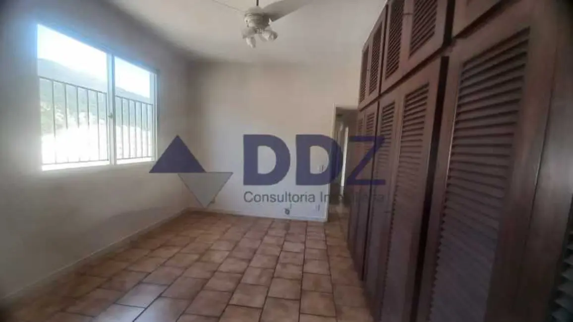 Cobertura com 4 quartos à venda, 250m2 em Rio De Janeiro - RJ - imagem 9 Foto 9 de Cobertura com 4 quartos à venda, 250m2 em Rio De Janeiro - RJ