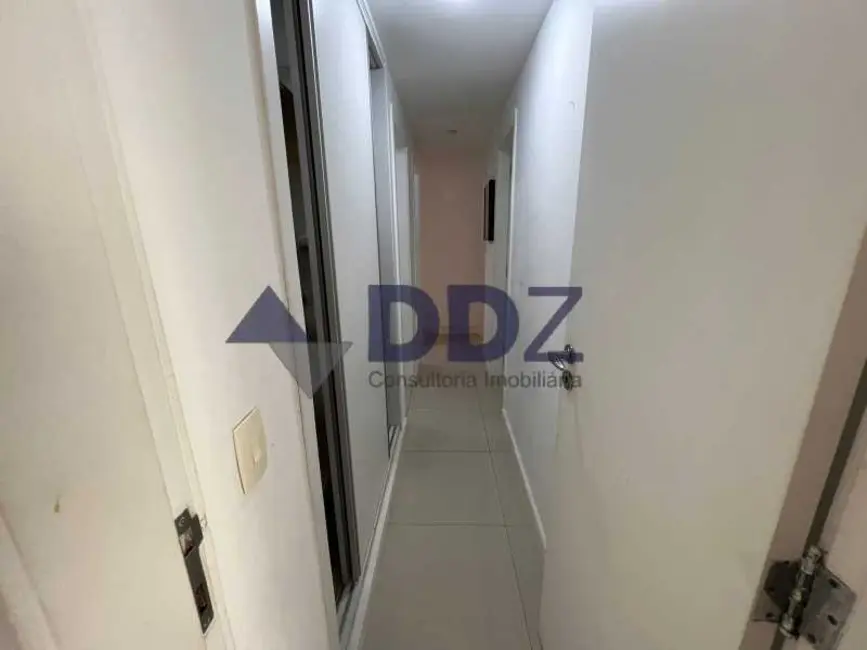 Foto 4 de Apartamento com 3 quartos à venda, 77m2 em Rio De Janeiro - RJ