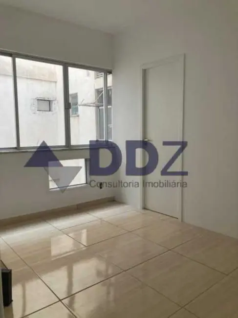 Foto 1 de Sala Comercial para alugar, 35m2 em Rio De Janeiro - RJ