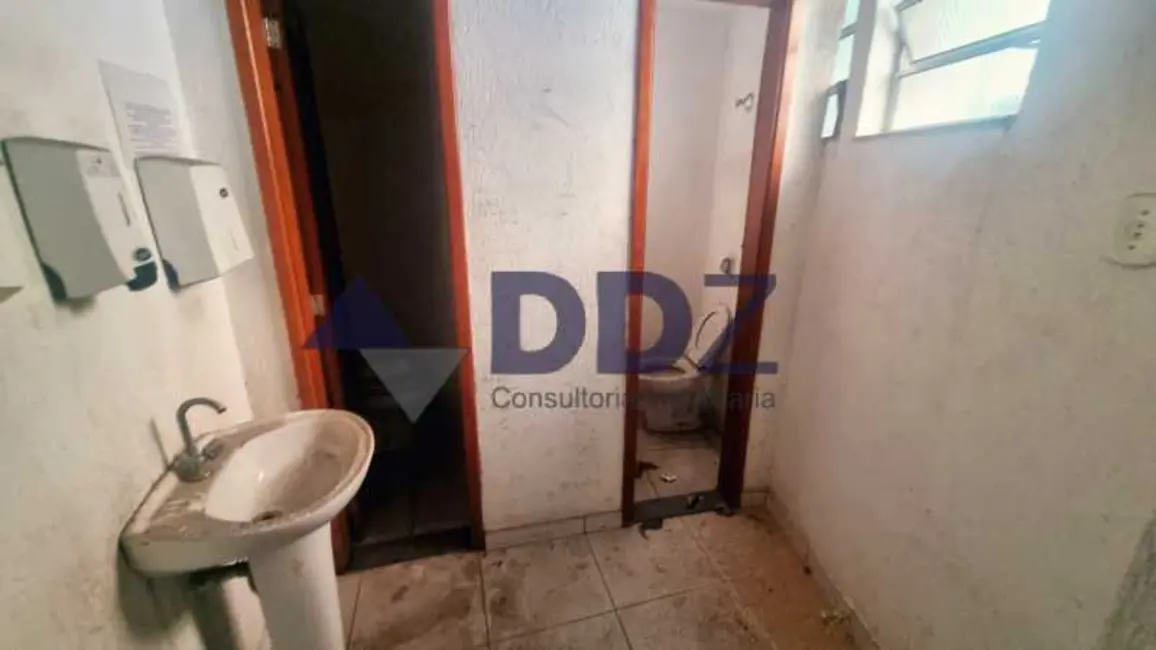 Sala Comercial à venda, 356m2 em Rio De Janeiro - RJ - imagem 7 Foto 7 de Sala Comercial à venda, 356m2 em Rio De Janeiro - RJ