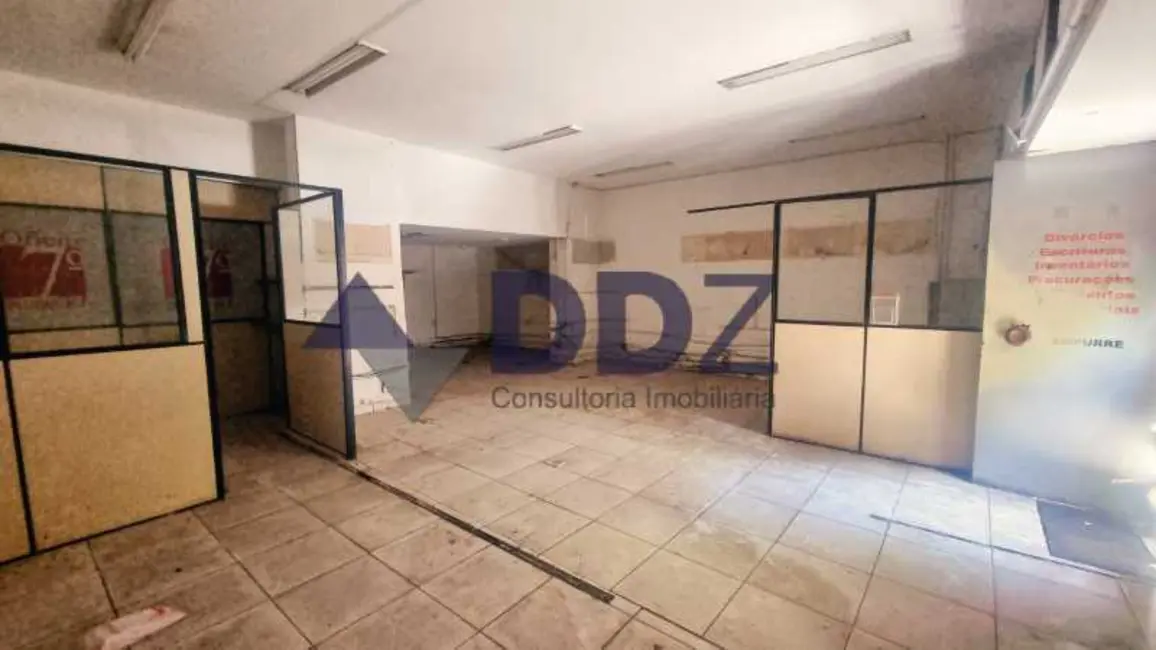 Sala Comercial à venda, 356m2 em Rio De Janeiro - RJ - imagem 3 Foto 3 de Sala Comercial à venda, 356m2 em Rio De Janeiro - RJ
