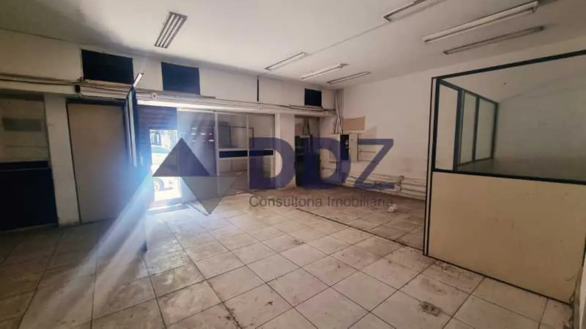 Sala Comercial à venda, 356m2 em Rio De Janeiro - RJ - imagem 5 Foto 5 de Sala Comercial à venda, 356m2 em Rio De Janeiro - RJ