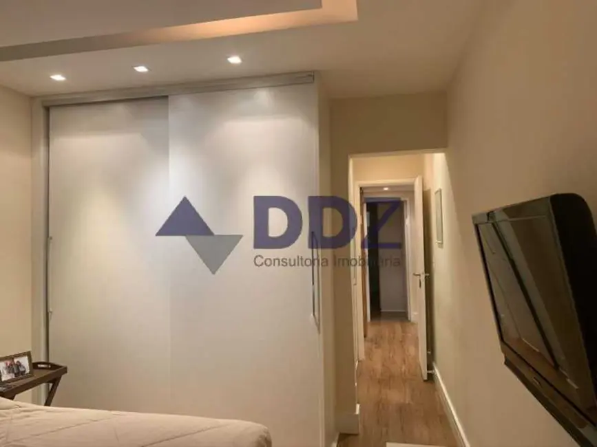 Foto 8 de Apartamento com 3 quartos à venda, 100m2 em Rio De Janeiro - RJ