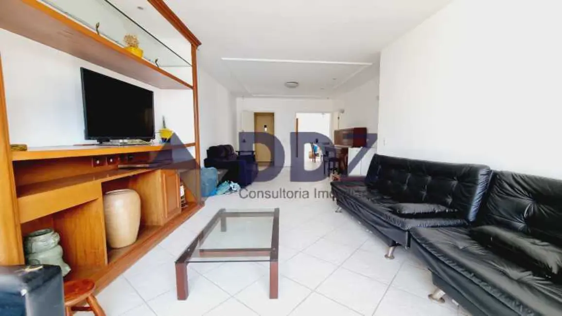 Foto 6 de Apartamento com 3 quartos à venda, 152m2 em Rio De Janeiro - RJ